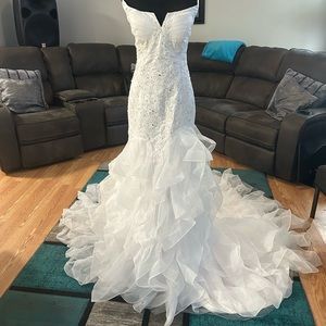 Wedding Dress new with tags.